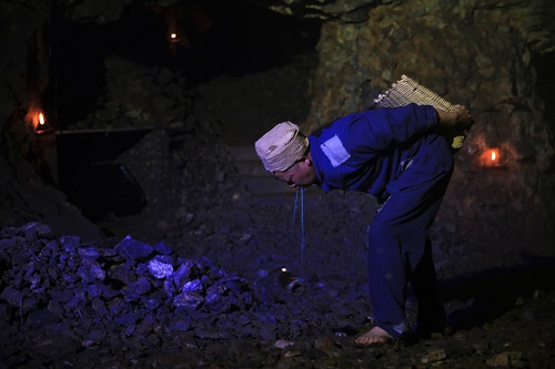 百年薪火傳 湘企紅色路